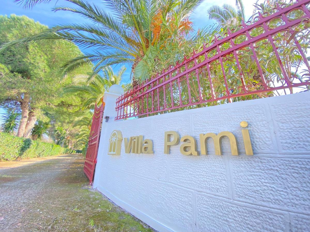 Villa Pami Almiros Beach Bagian luar foto