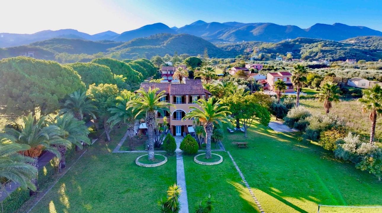 Villa Pami Almiros Beach Bagian luar foto