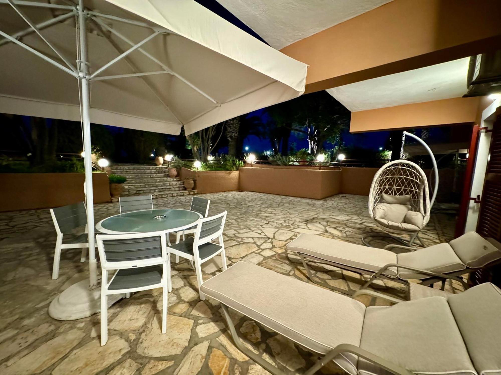 Villa Pami Almiros Beach Bagian luar foto