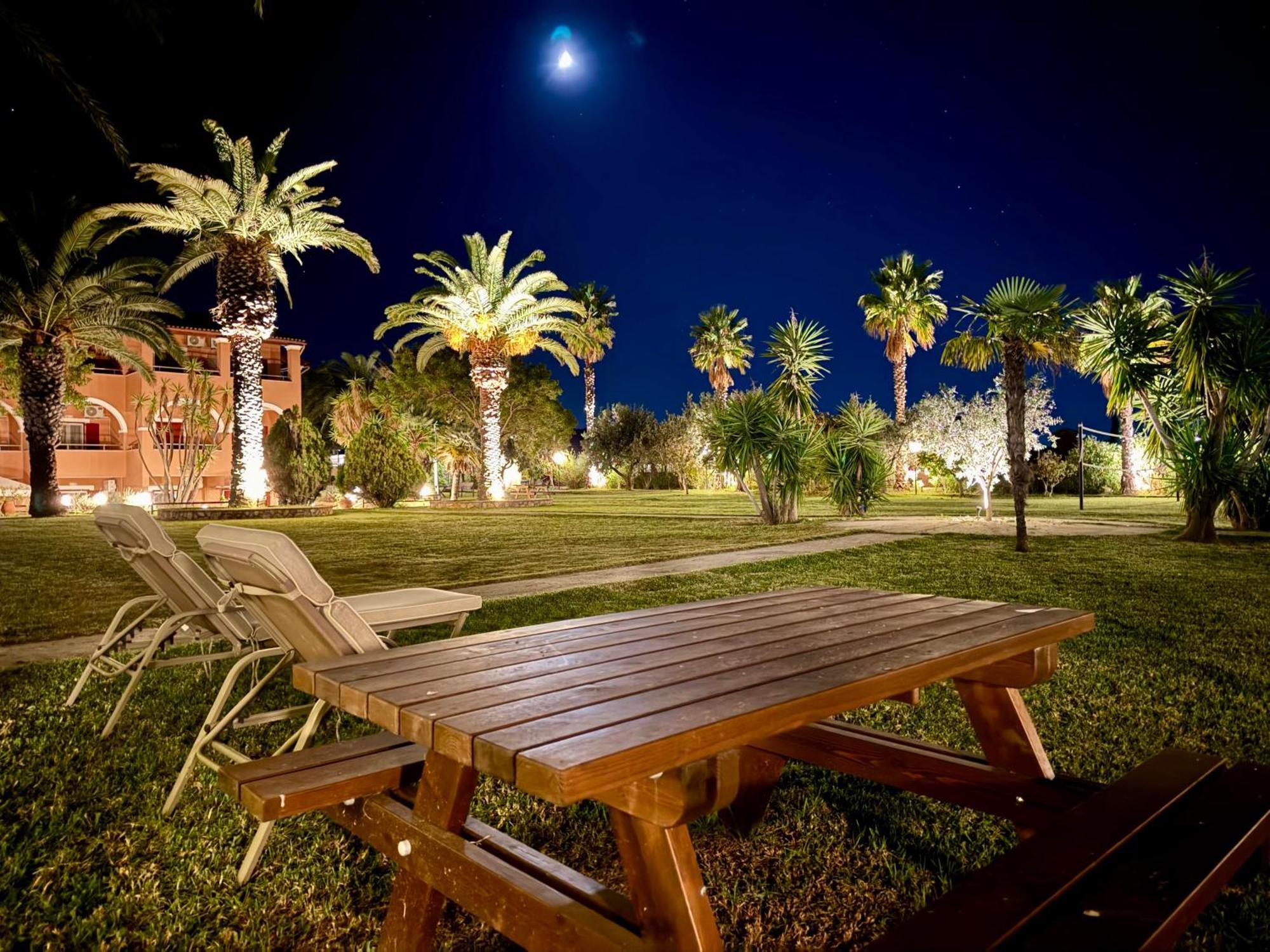 Villa Pami Almiros Beach Bagian luar foto