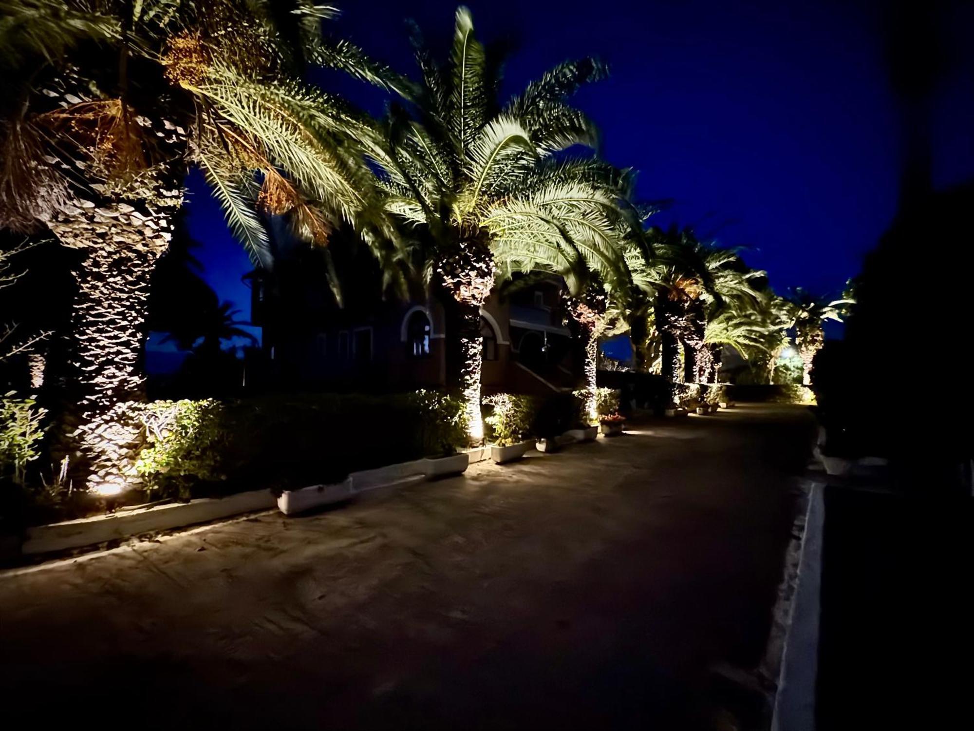 Villa Pami Almiros Beach Bagian luar foto